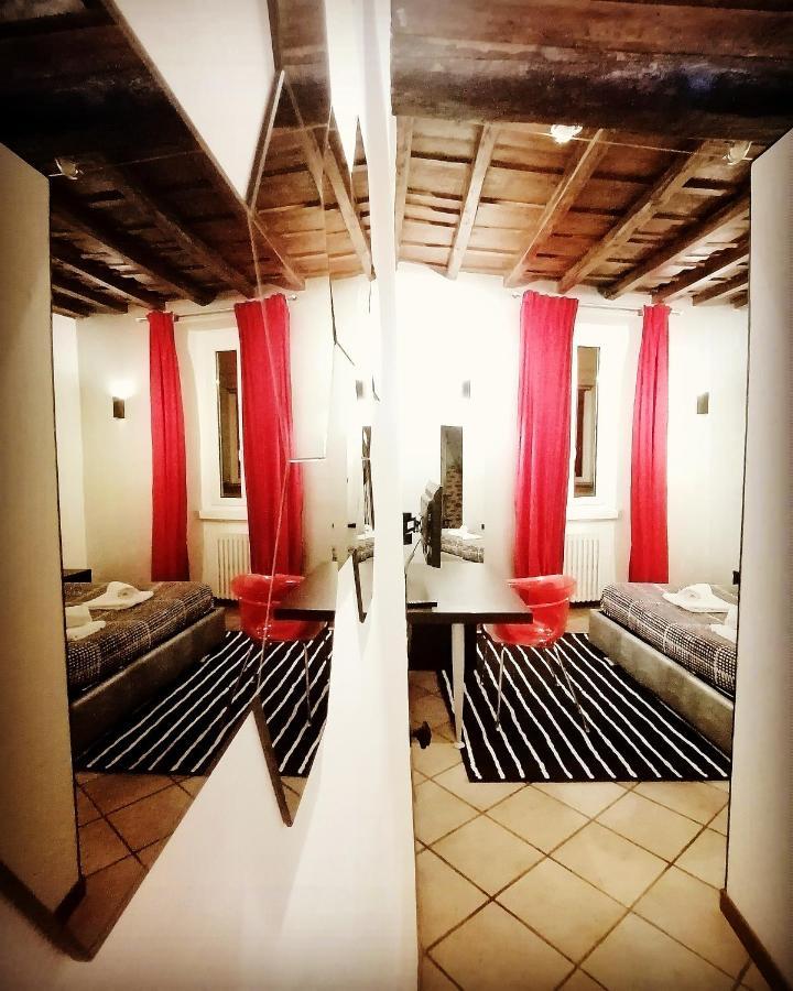 Chroma Italy - Chroma Apt Campo De' Fiori Εξωτερικό φωτογραφία