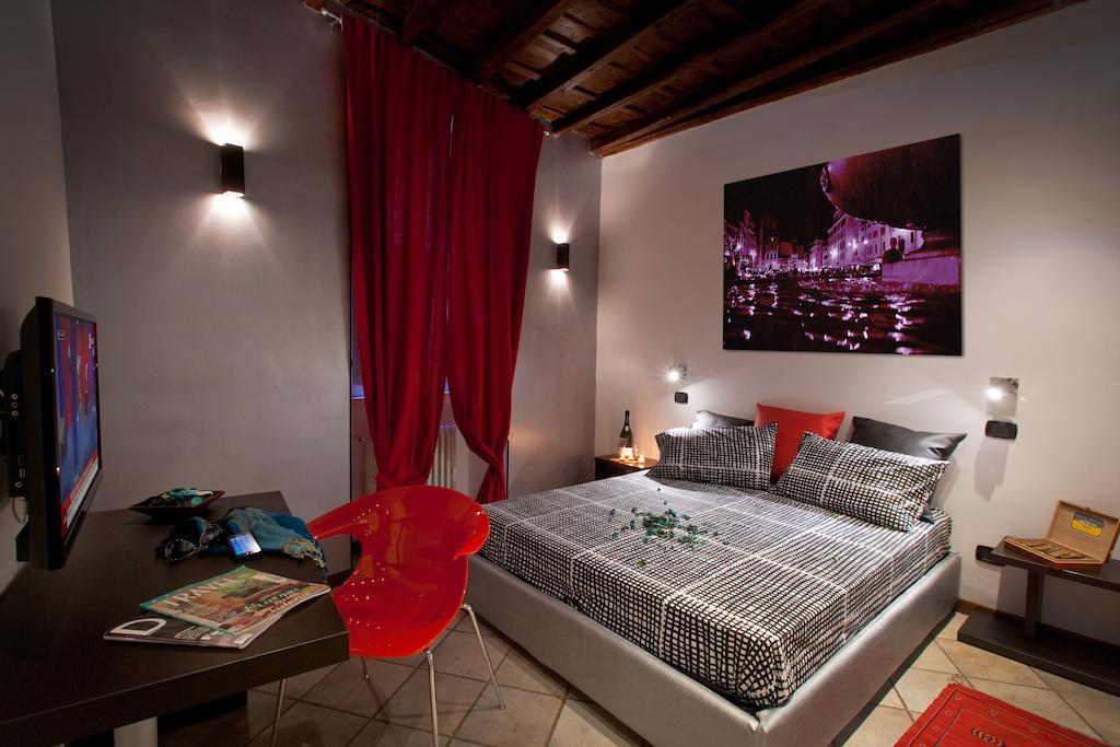 Chroma Italy - Chroma Apt Campo De' Fiori Δωμάτιο φωτογραφία